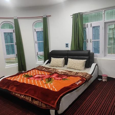 New Delight Hotel Kanzalwan Exterior foto